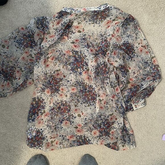 Joie XS floral Blouse  - Picture 6 of 6